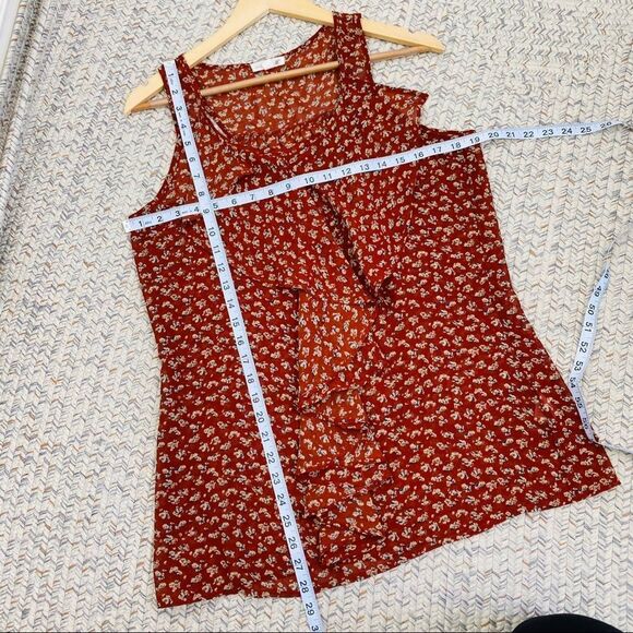 Mine brick red floral ruffle semi sheer top L - Picture 3 of 5